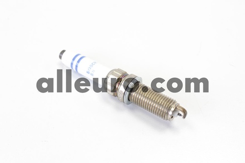Bosch Spark Plug 0PB905612 8124